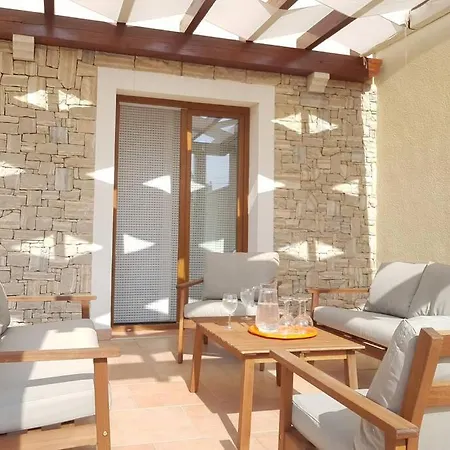 Buscina,duplex House With Garden Apartment *