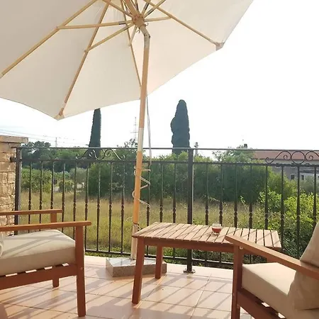 Buscina,duplex House With Garden