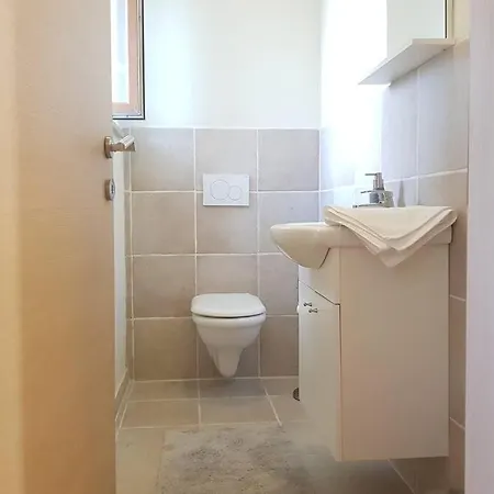 Buscina,duplex House With Garden *